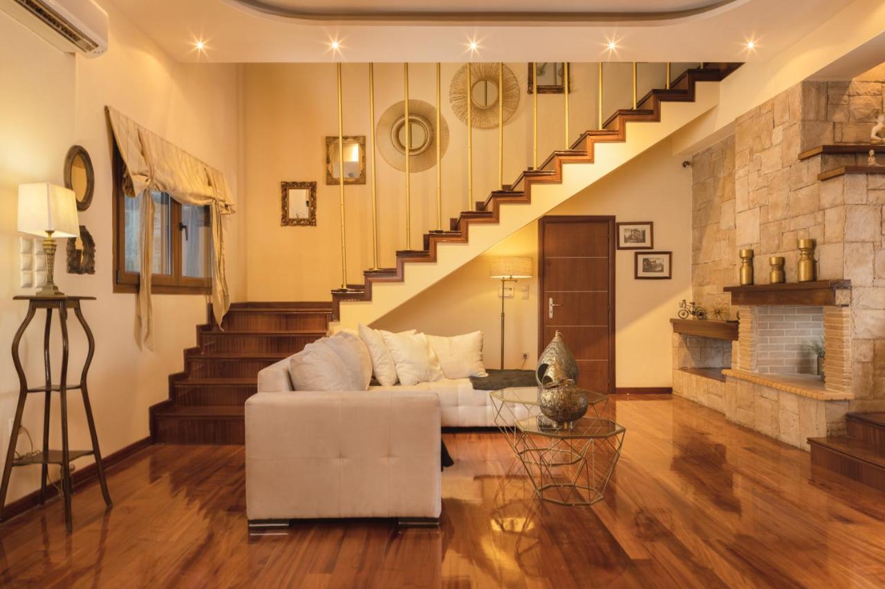 Ark Luxury & Private Vilă Mouzákion